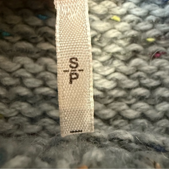 Free People I Heart You Wool Blend Cropped Aztec Print Sweater Grey Size Small - Picture 8 of 11